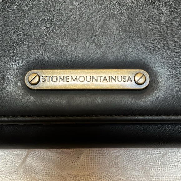 Stone Mountain USA Black Wallet - Picture 5 of 10